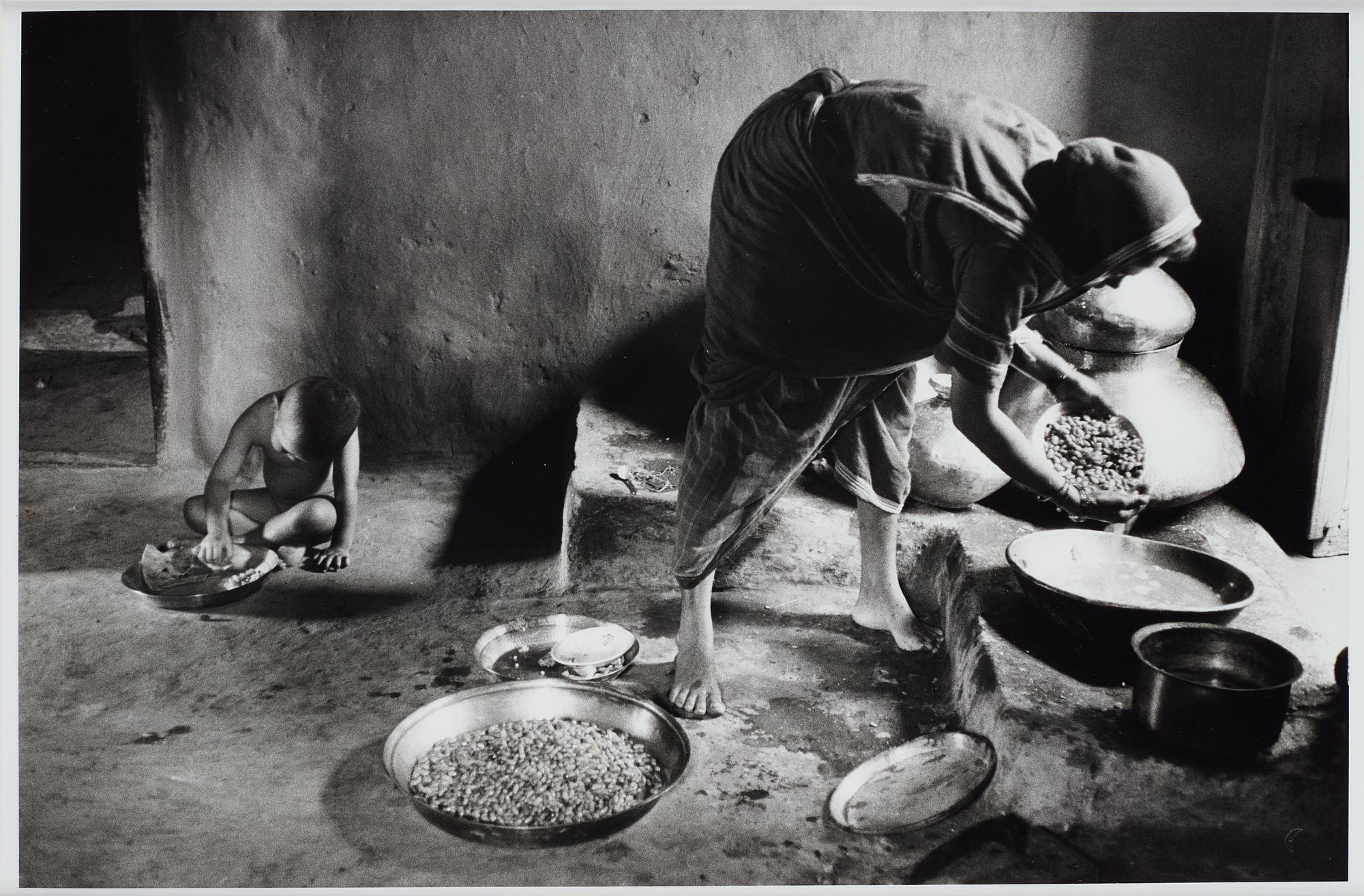 Edouard Boubat, fotografi signerad a tergo.