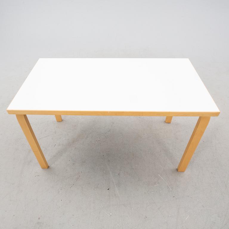 Alvar Aalto, a model '80a' table, Artek, 21st century.