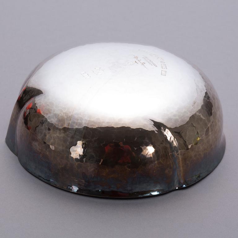 SKÅL, silver, Jan Lundgren, Stockholm, 1980. Vikt ca 280 gram.