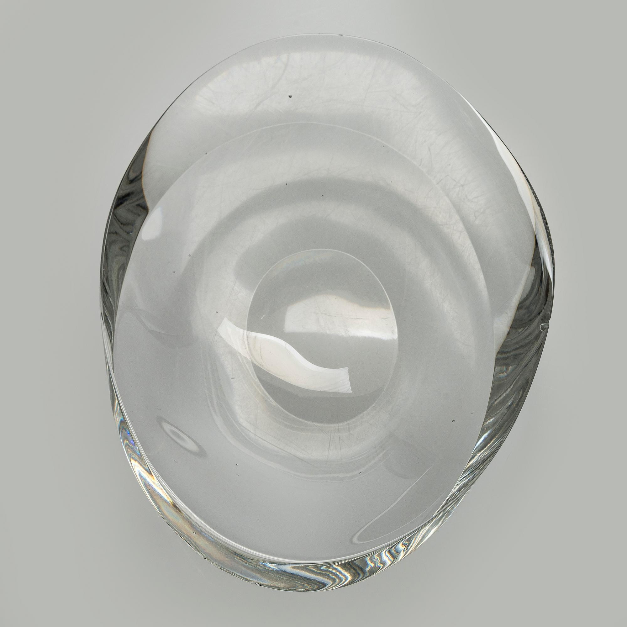 Tapio Wirkkala, an Art glass bowl, signed Tapio Wirkkala Iittala 3860.