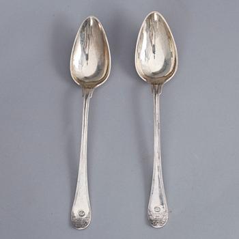 RAGUSKEDAR, 2 st, silver, Adolf Zethelius, Stockholm, 1820. Total vikt ca 235 gram.