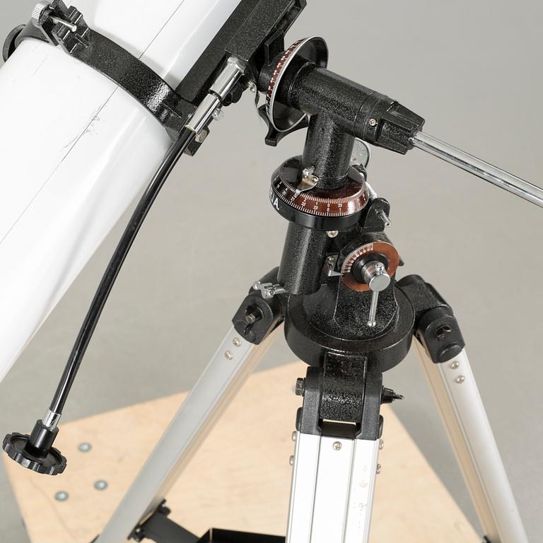 A telescope, Alstar, second half of the 20th century.