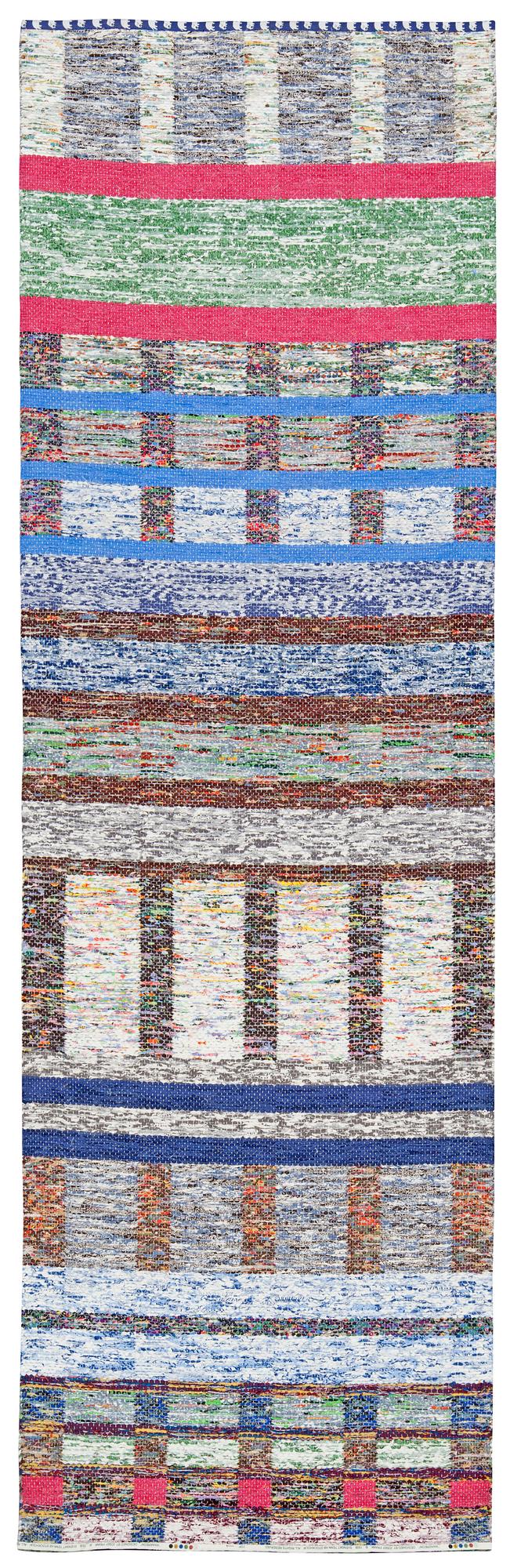 MATTA. Trasmatta av Josef Franks textilier. 400 x 130 cm. Design av Cilla Ramnek. Handvävd av Vandra Rugs.