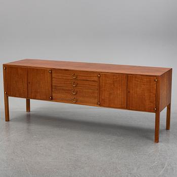 JOSEF FRANK, sideboard, modell 1015, Firma Svenskt Tenn.