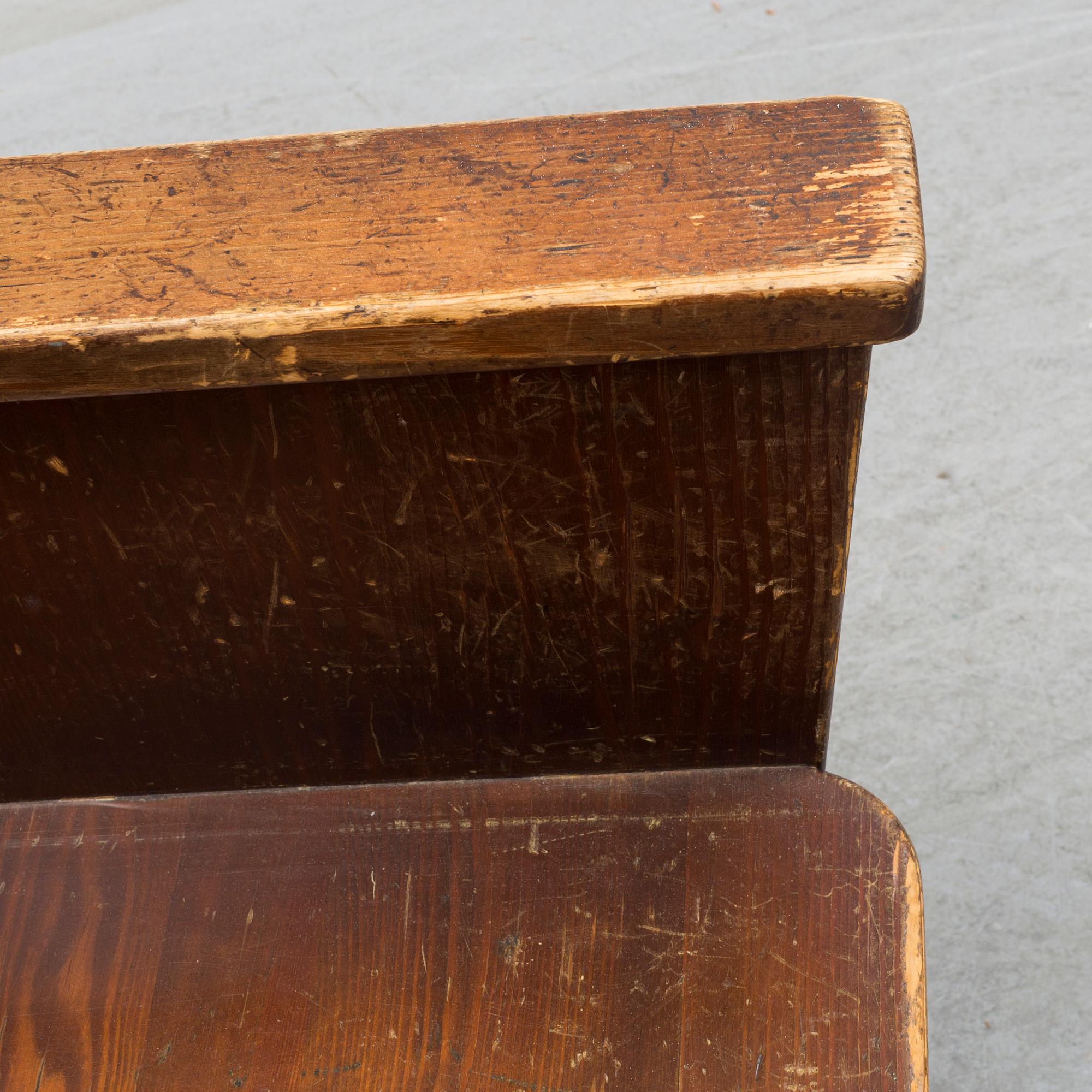 A 1930/40's easy chair.