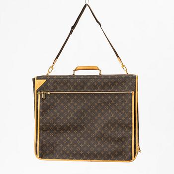 Louis Vuitton, travel wardrobe "Garment cloth 24h bag".