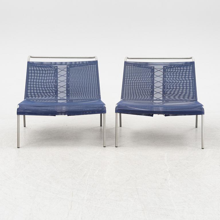 A pair of patio lounge chairs from Classic Garden, late 20th Century.