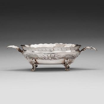 141. A Swedish 18th century silver bowl, mark of Daniel Elfbom, Gävle 1783.