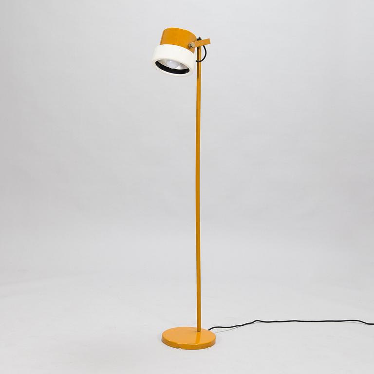 Heikki Turunen, lattiavalaisin 30-138, Stockmann-Orno, 1970-luku.