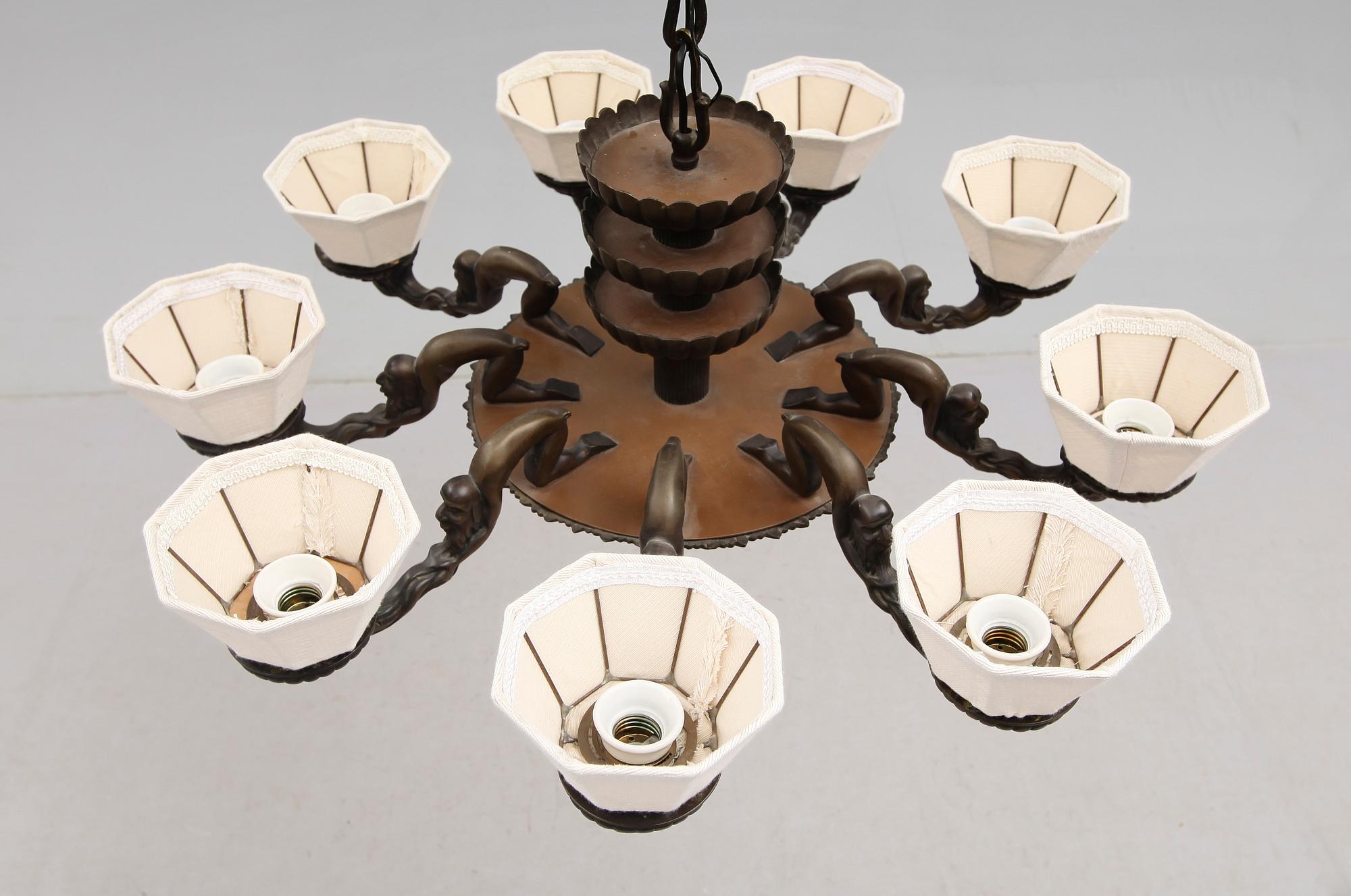 TAKKRONA, bronserad metall, 1930/40-tal. Höjd ca 40 cm.