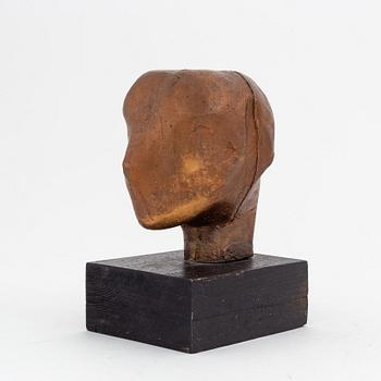 Torsten Renqvist, skulptur, brunpatinerad brons, signerad TR. Utförd 1978.