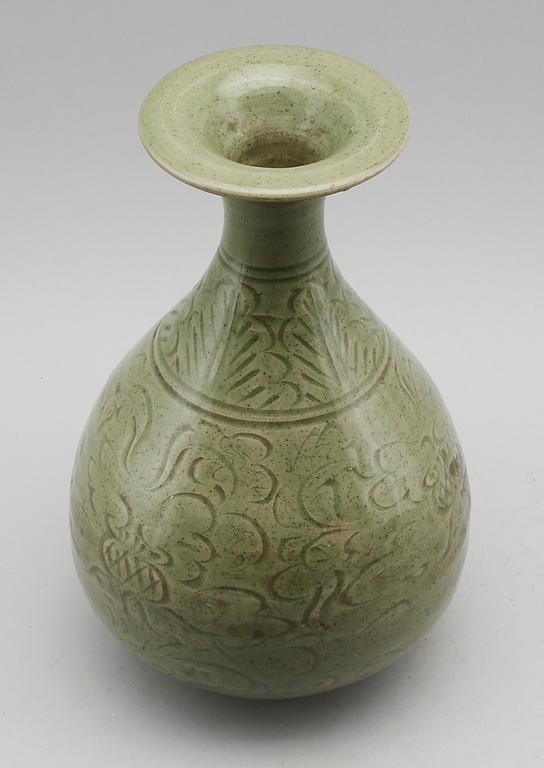 VAS, porslin, Kina, mingstil, 1900-/2000-tal.