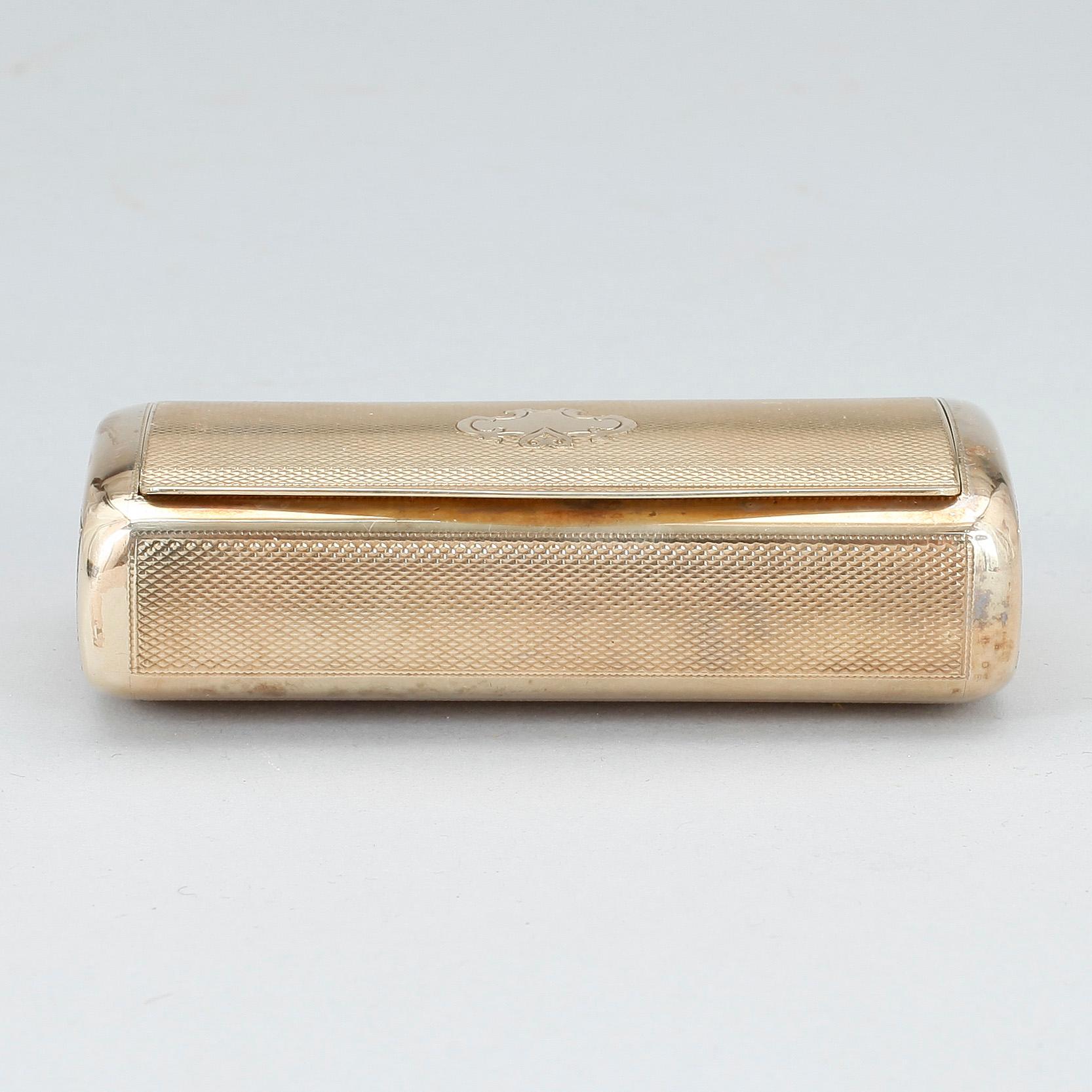SNUSDOSA, förgyllt silver, ostämplad. Sverige 1800-talets slut/1900-talets början. Vikt ca 77g.