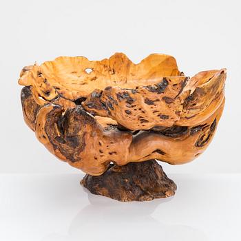 A 20th century burr wood bowl..