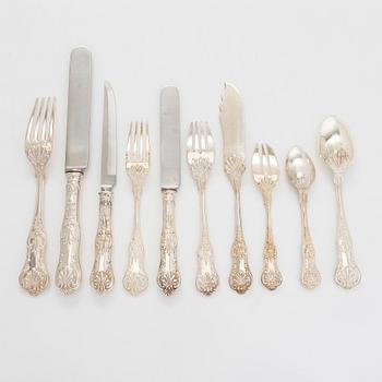 Bestickuppsättning, 143 delar, silver 800, Mellaneuropa. Finska importstämplar.