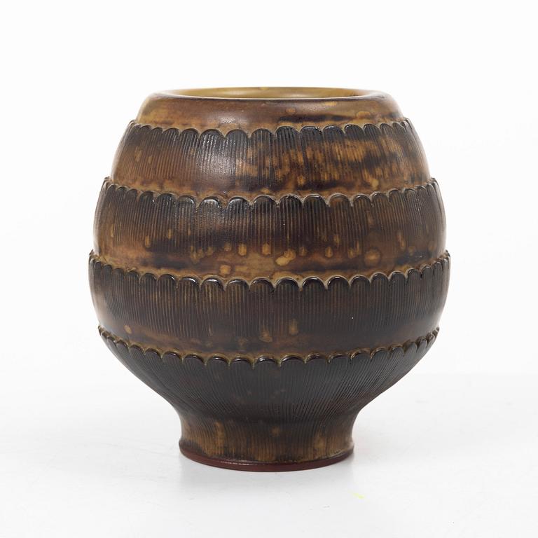 Wilhelm Kåge, a stoneware Farsta vase, Gustavsberg Studio, Sweden 1950.