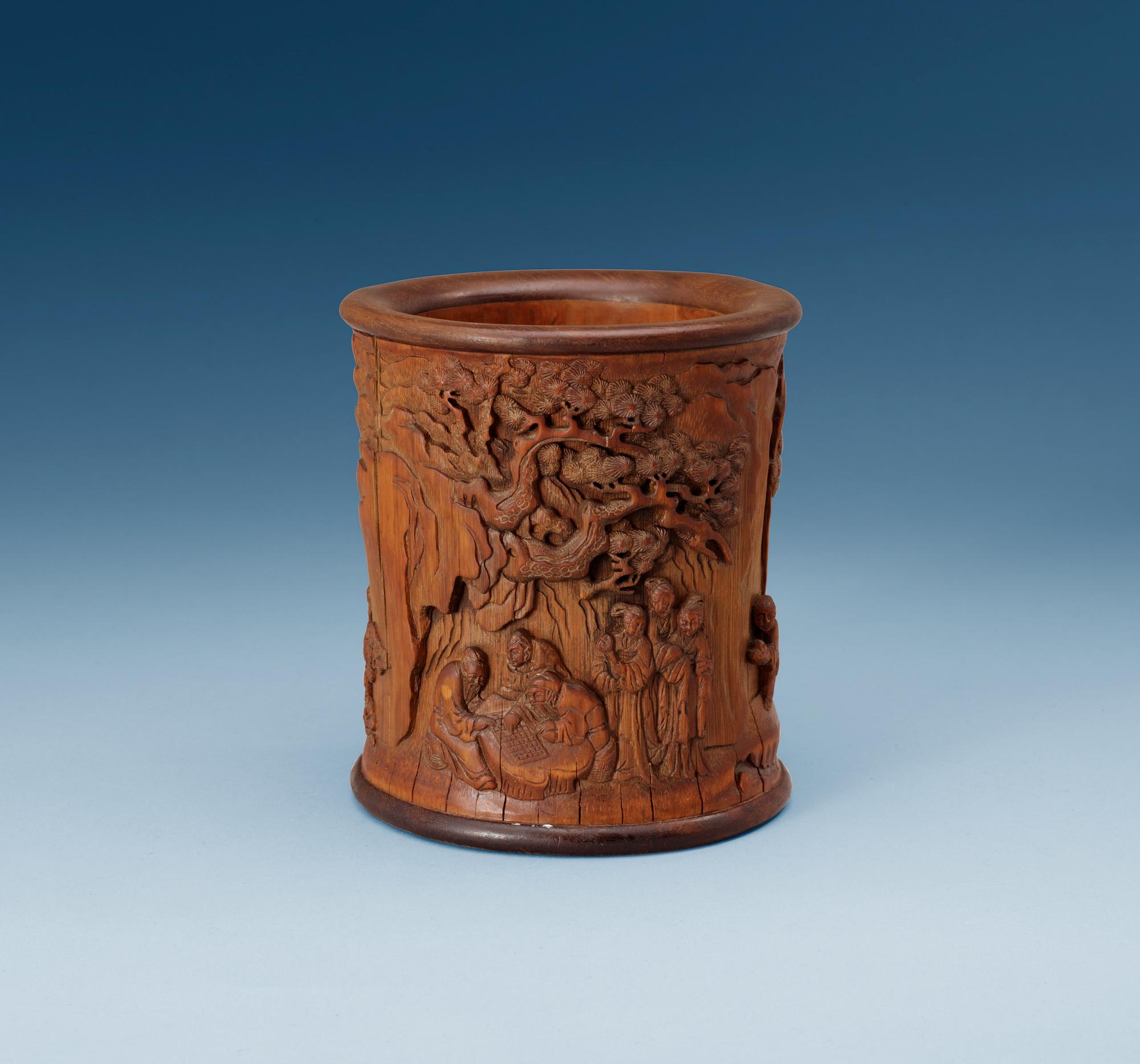 A bambu brush pot, Qing dynasty.