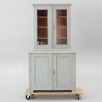 Display cabinet, first half of the 20th century.