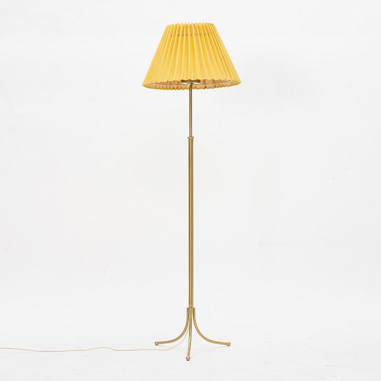 Josef Frank, golvlampa, modell 2326, Firma Svenskt Tenn.