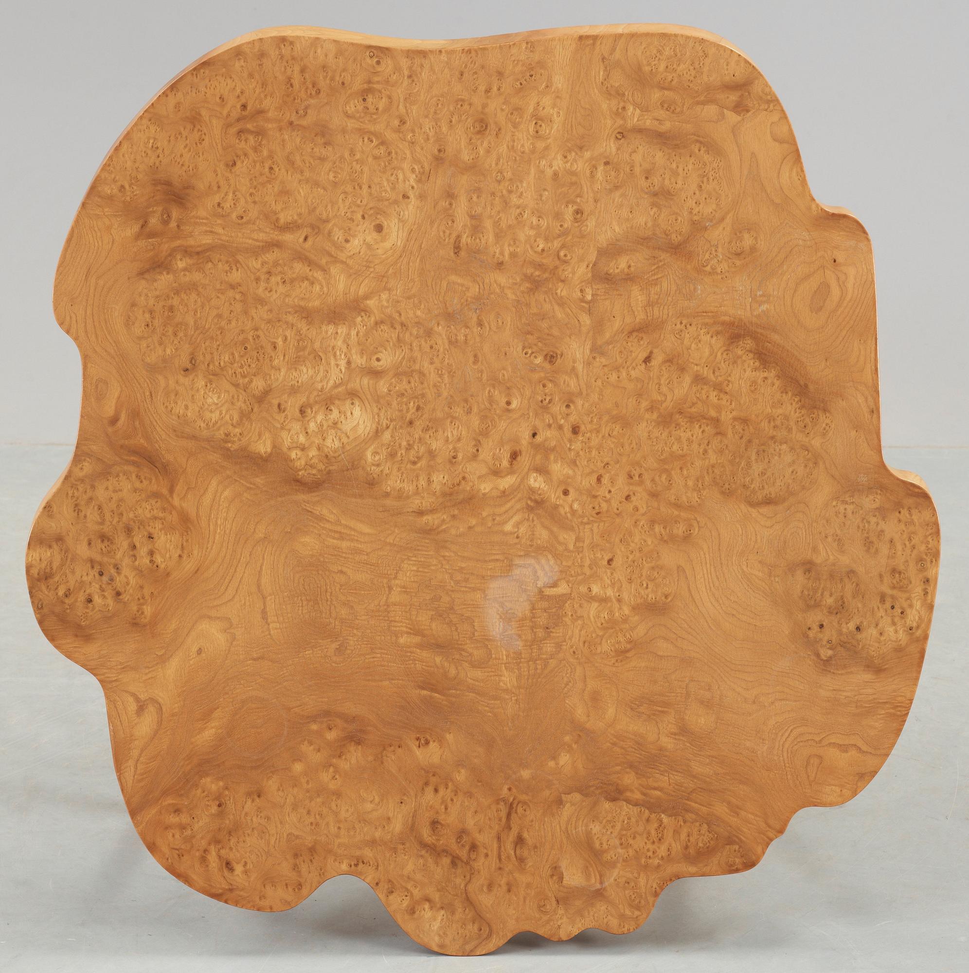 A Josef Frank elm and walnut sofa table, Svenskt Tenn, model 1057.