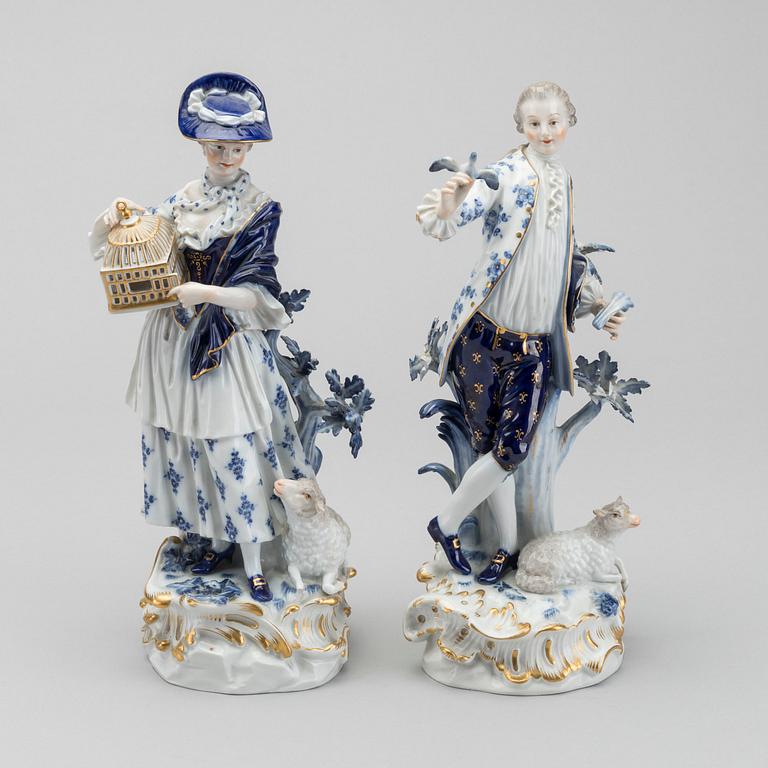 Two Meissen porcelain figurines, early 20th century.