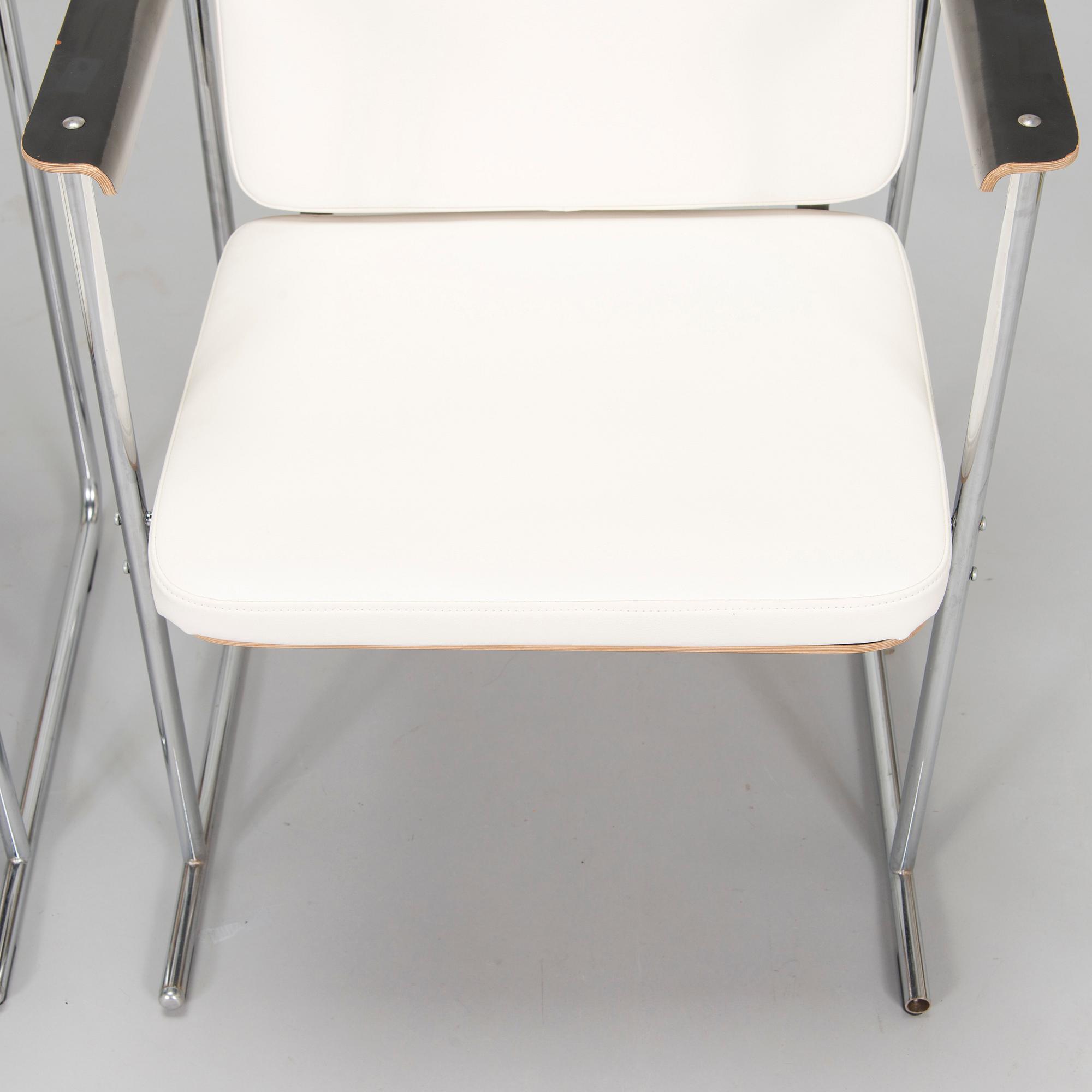 Yrjö Kukkapuro, karmstolar, ett par "Skaala 474", Avarte, sent 1900-tal.