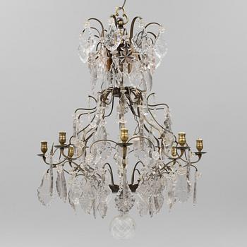 A Rococo style chandelier, early 20th century.