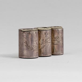 MYNTHÅLLARE, silver, S:t Petersburg, sekelskiftet 1800/1900. Totalvikt 39 g.