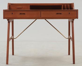 ARNE WAHL IVERSEN, skrivbord, Vinde Møbelfabrik, Danmark, modell 56.