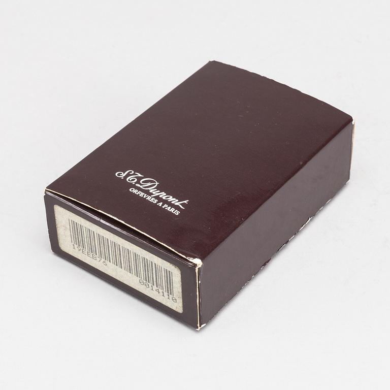 A Dupont de Paris lighter, second half of the 20th century.