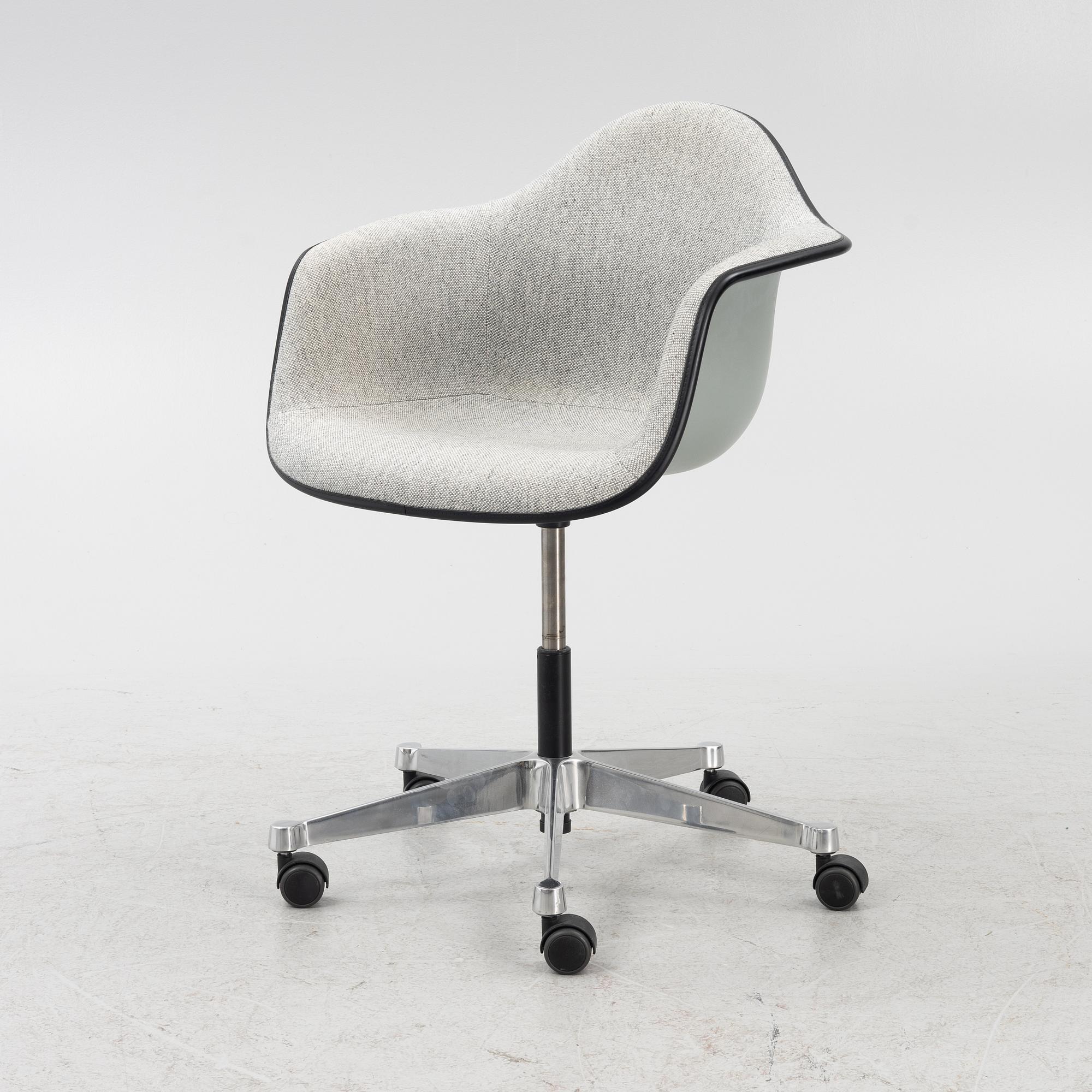 Charles & Ray Eames, office chair, "DAR", Vitra.