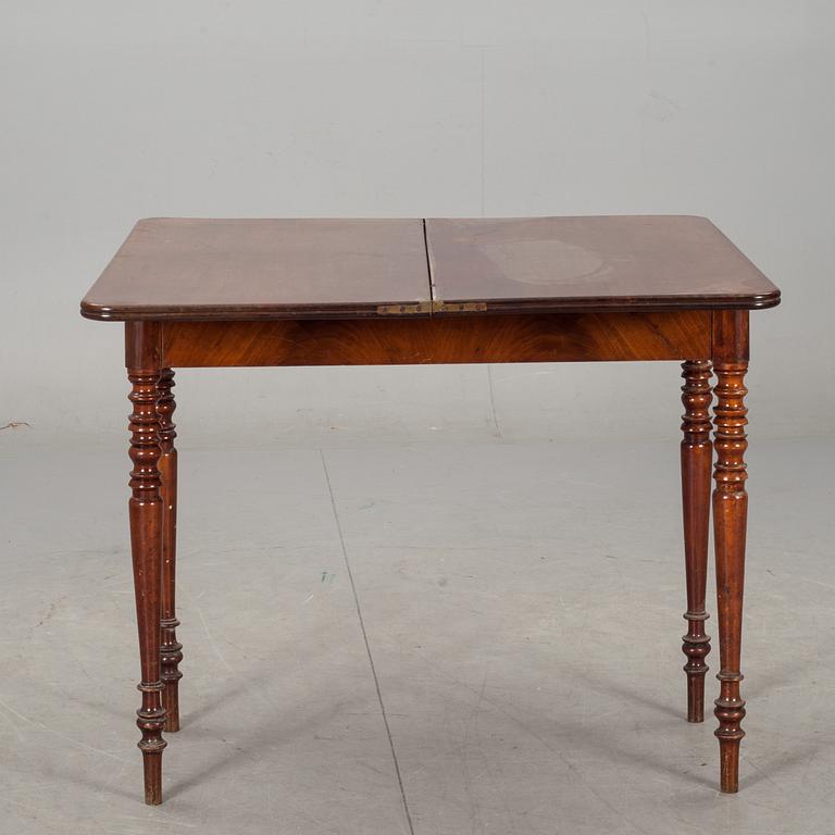 SPELBORD, senempire. 1800-talets mitt.