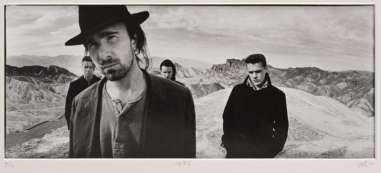 Anton Corbijn, "22:U2", 1982-2003.
