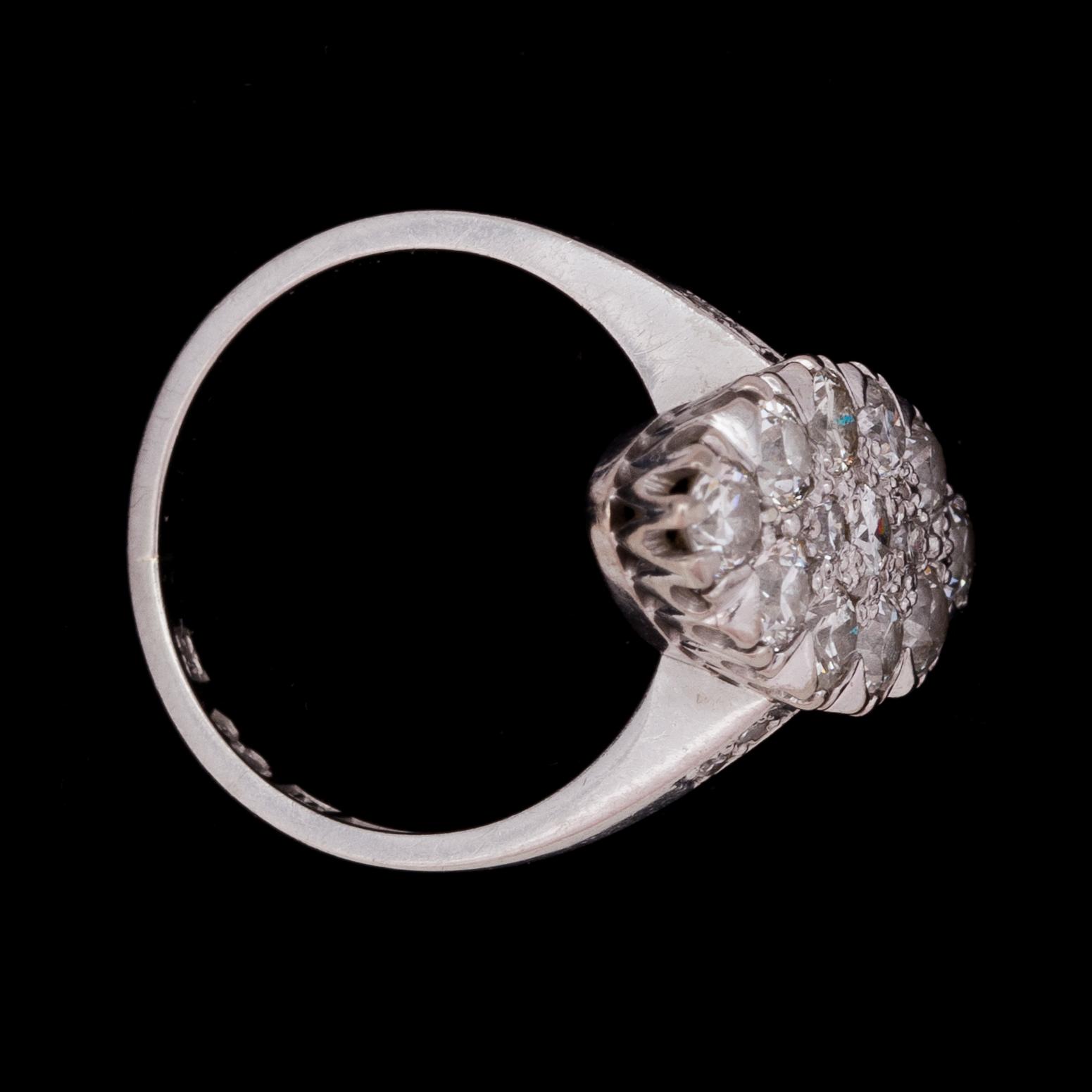 A brilliant cut diamond ring, tot. app 1.30 cts.