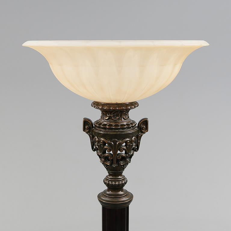 GOLVLAMPA, 1900-tal/2000-tal.