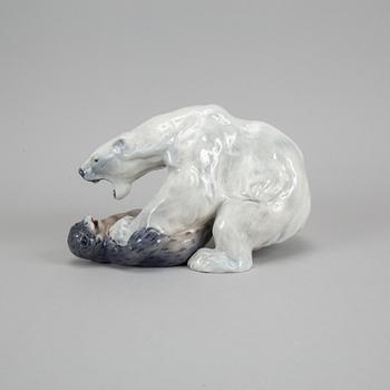 Knud Kyhn, a 1108 Royal Copenhagen porcelain polar bear and seal, Denmark, 1969-73.