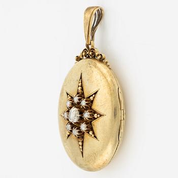 Medallion, gold with rose-cut diamond and seed pearls.