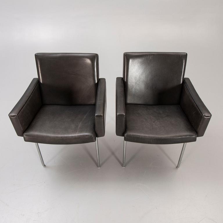 Hans J Wegner, a pair of AP 58/Kastrup chair, armchairs.