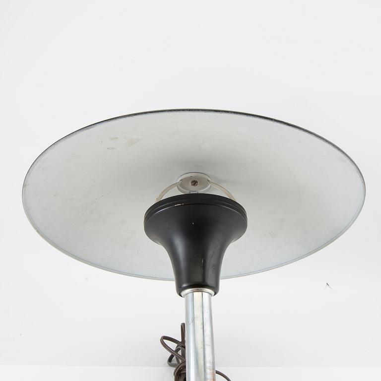 Max Schumaacher, table lamp, Metallwerk Werner Schröder, Germany, first half of the 20th century.