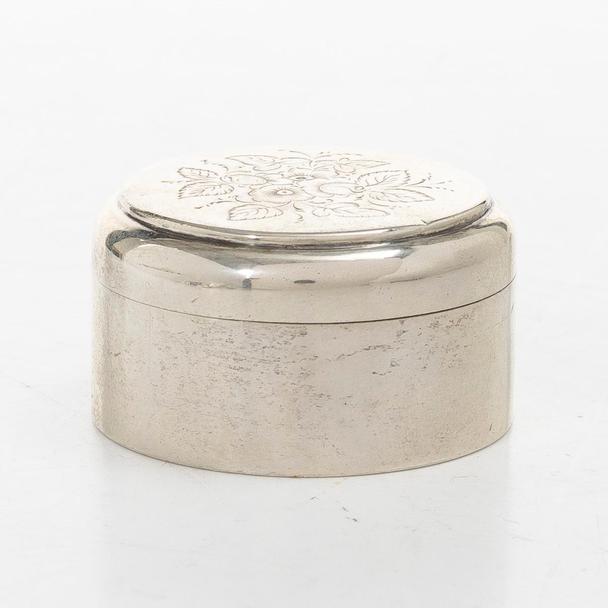 Table accessories, 7 pieces, silver, including Denmark 1880s.