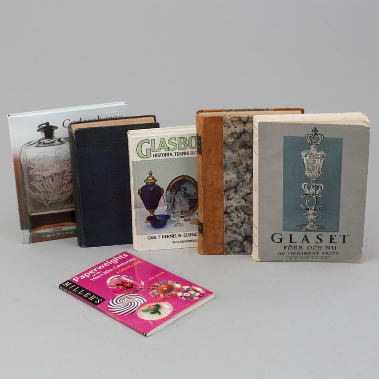 BOOKS, 6 vol. About glass.