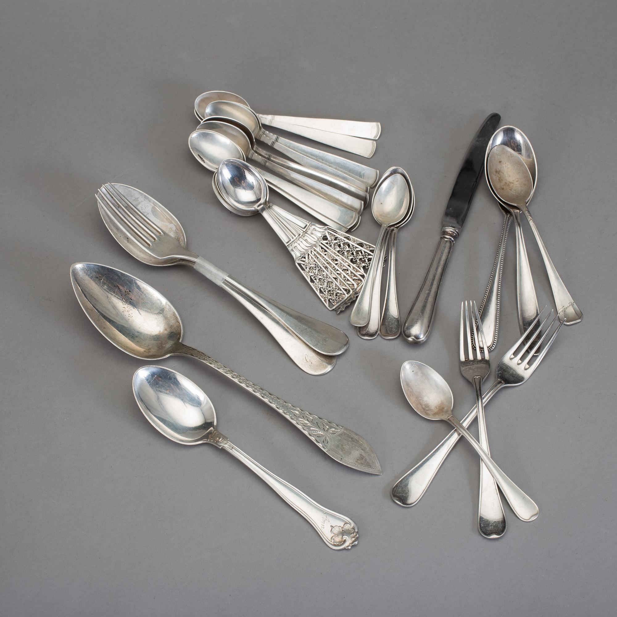 PART SILVER, Vikt inklusive ett stålblad 826 g.