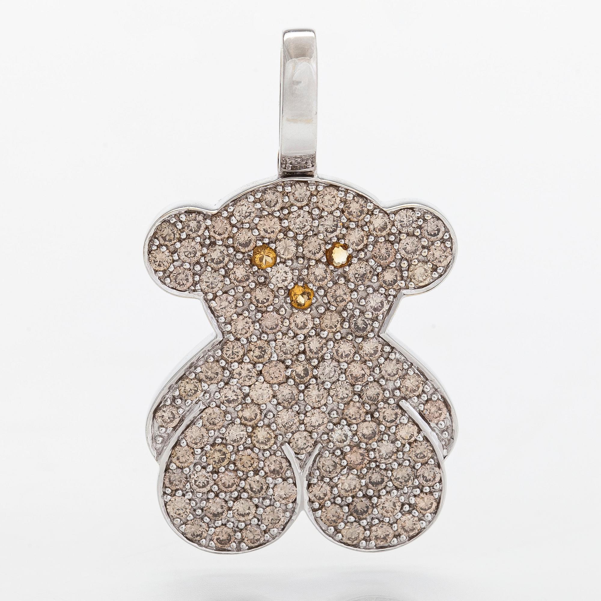 TOUS, an 18K white gold pendant in the form of a teddy bear with brownish diamonds total ca 1.09 ct, Spain.