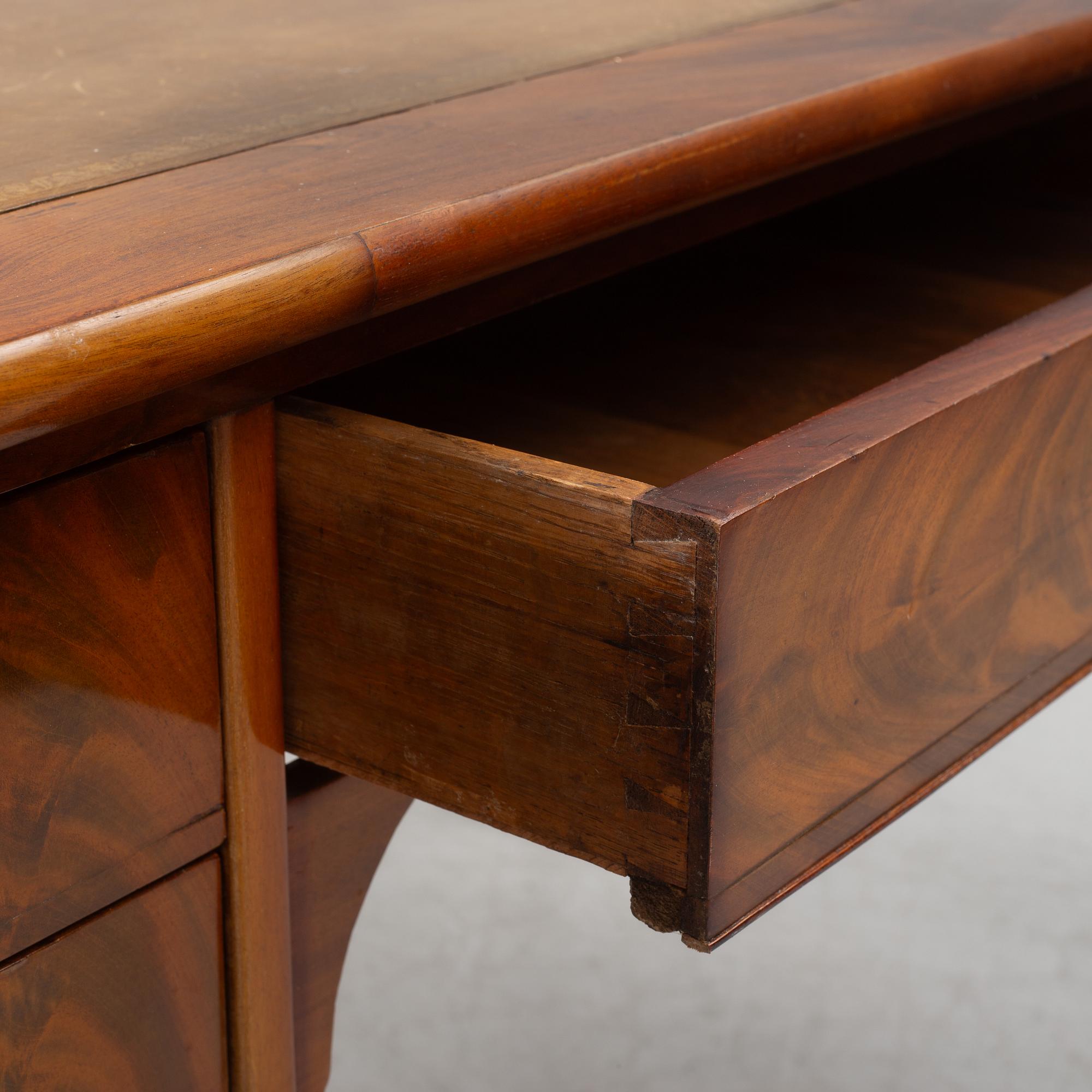 Skrivbord, 1800-talets andra hälft.