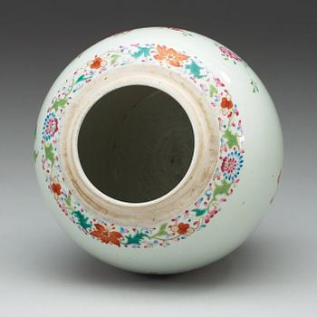 A famille rose jar, Qing dynasty, Qianlong (1736-95).