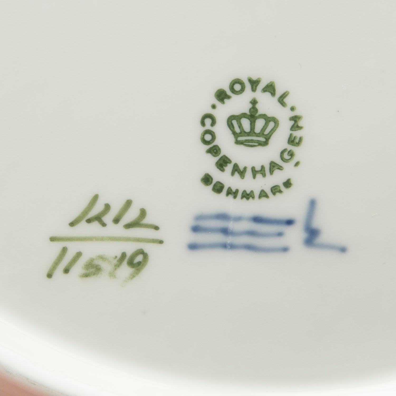 A 47 parts "Blue Vifte" Royal Copenhagen porcelain dinner service.
