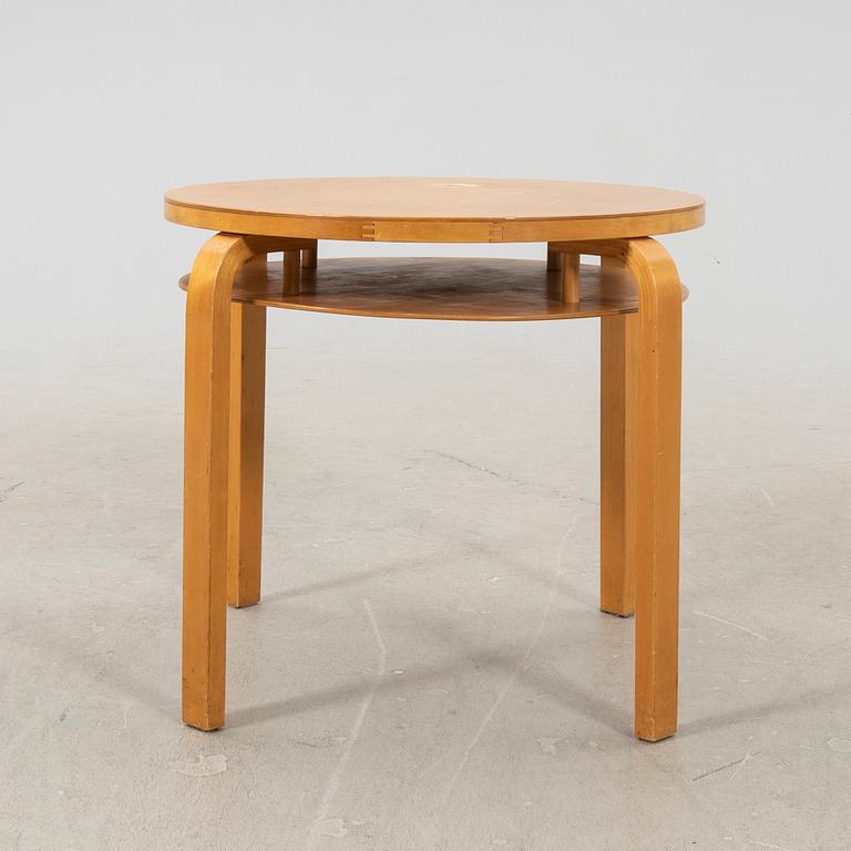 Alvar Aalto, coffee table, model 70, O.y Huonekalu-ja Rakennustyötehdas, Artek, Finland.