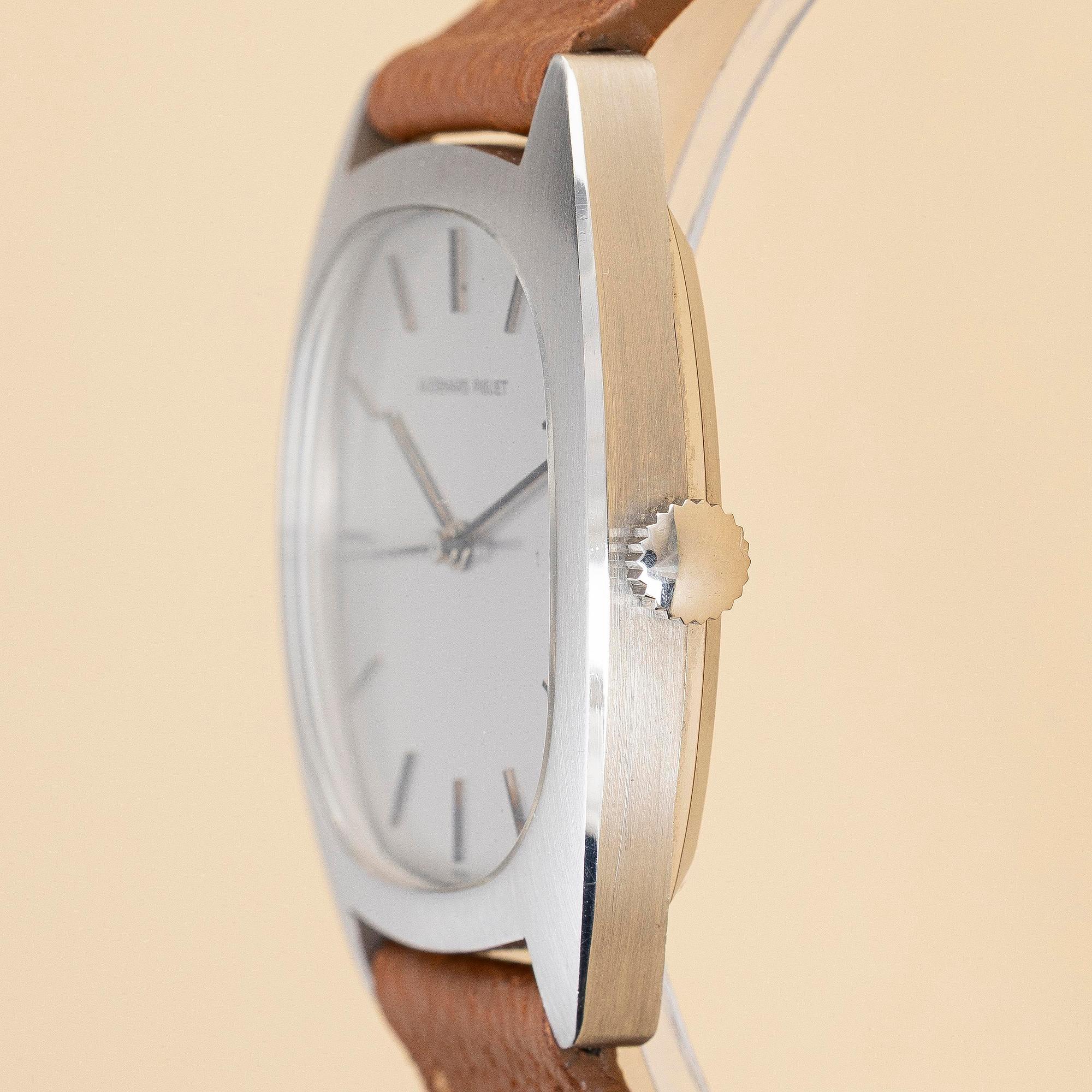 Audemars Piguet, "Tonneau", "Steel Case", ca 1973.