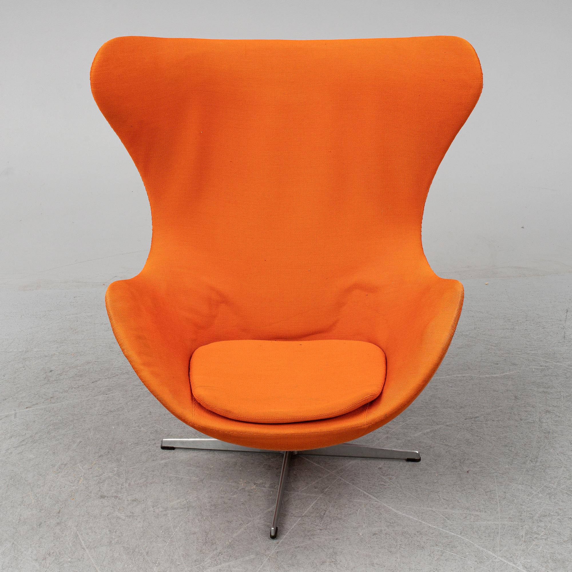 ARNE JACOBSEN, an 'Egg' chair from Fritz Hansen, Denmark.