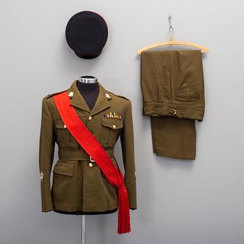 A British army uniform No 2 dress with jacket and trousers.